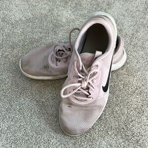 Nike Flex Sneakers